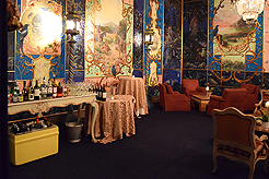 MICROSOFT AT THE RUINS